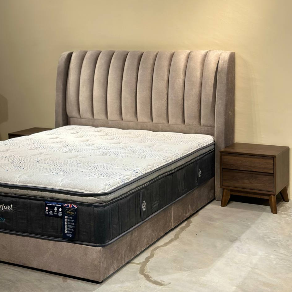 Gianna Divan Bed (Custom Item)