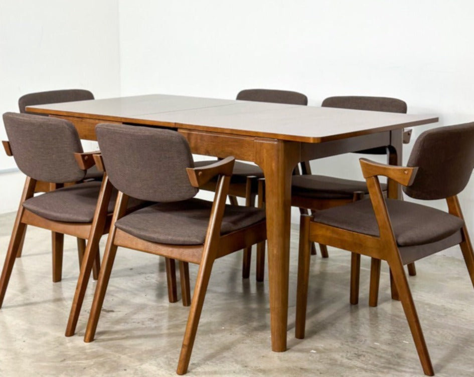 Pecan Extension Dining Table With Zack Chair