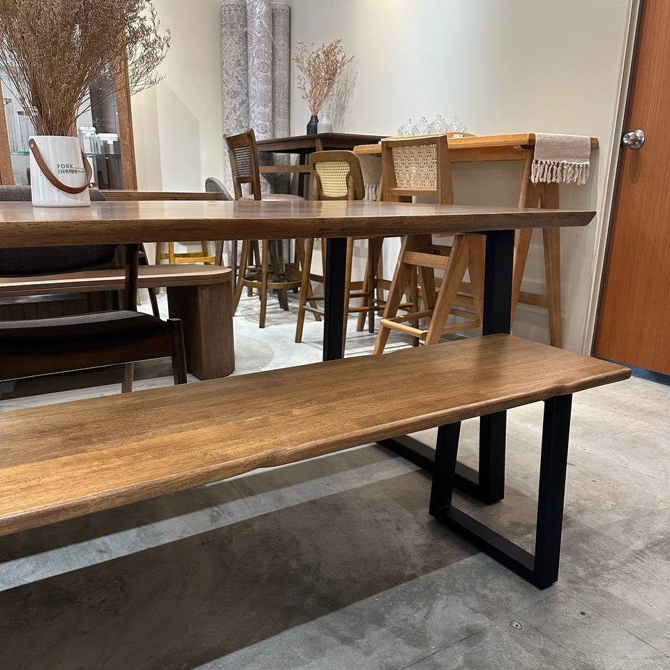 Serena Bench (Custom Item)