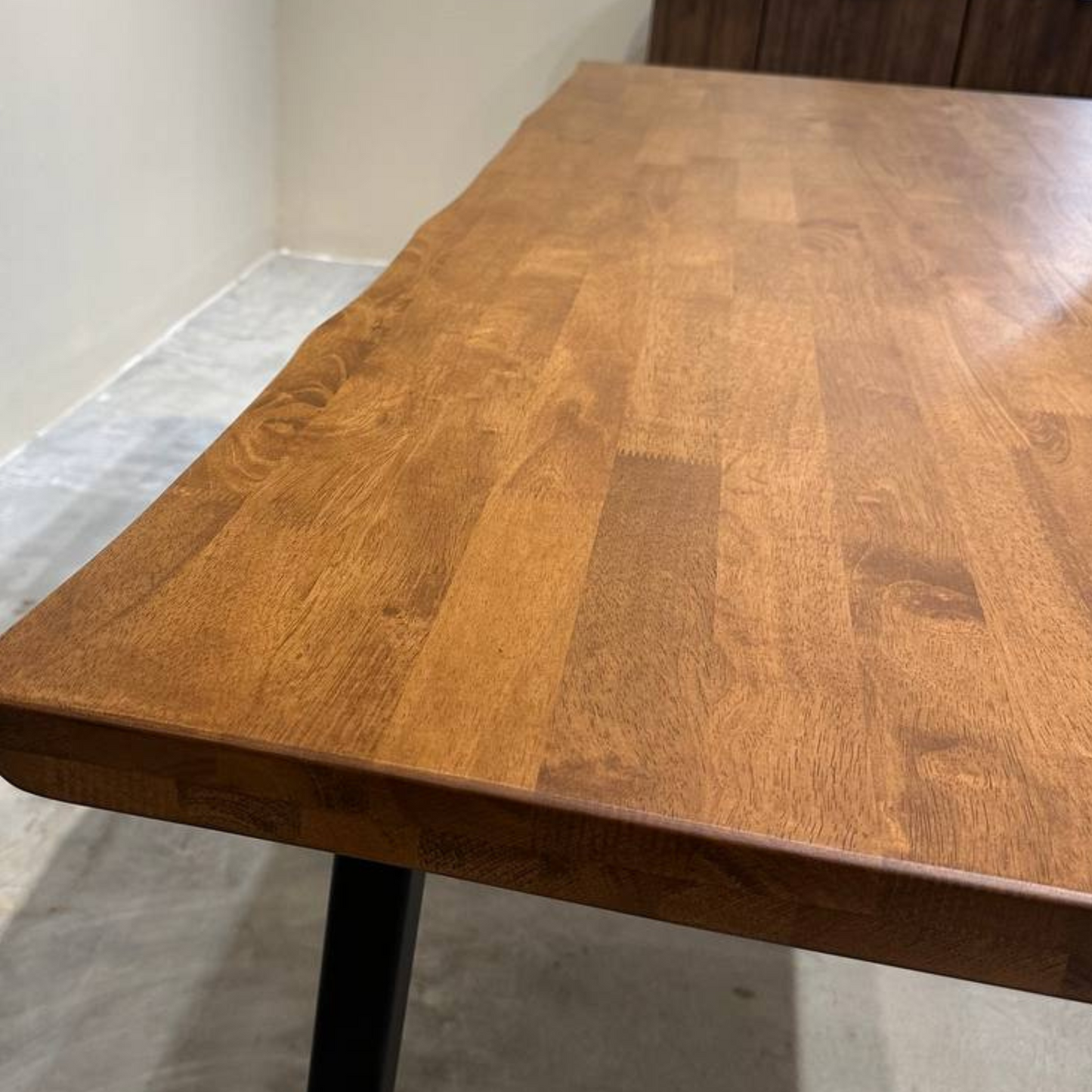 Serena Dining Table Live Edge Design