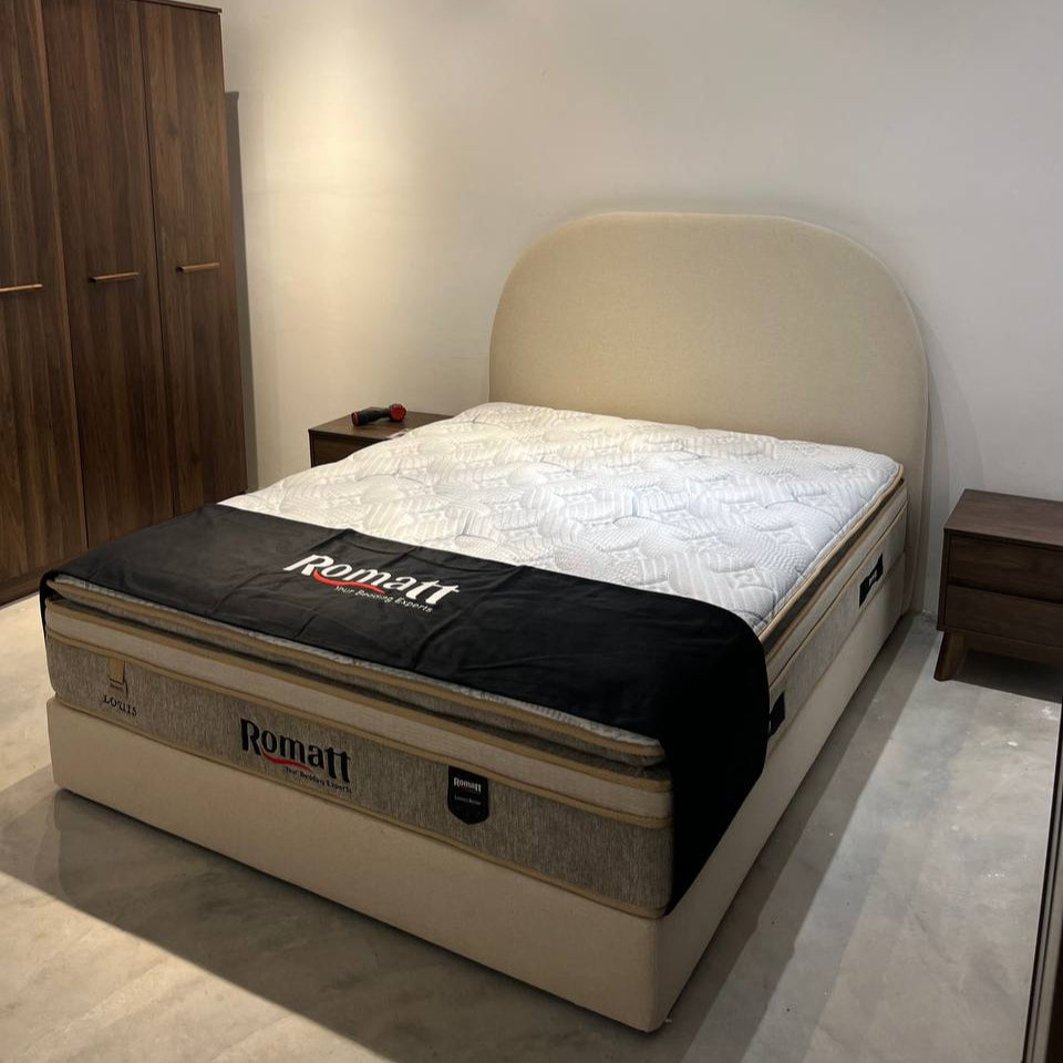 Kayla Divan Bed