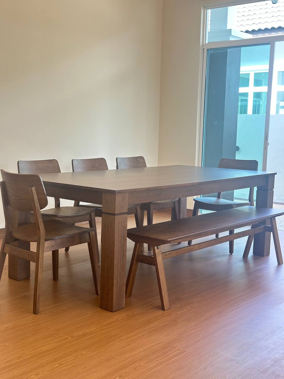 Kingsley 2.0m Dining Table with Henry Chairs