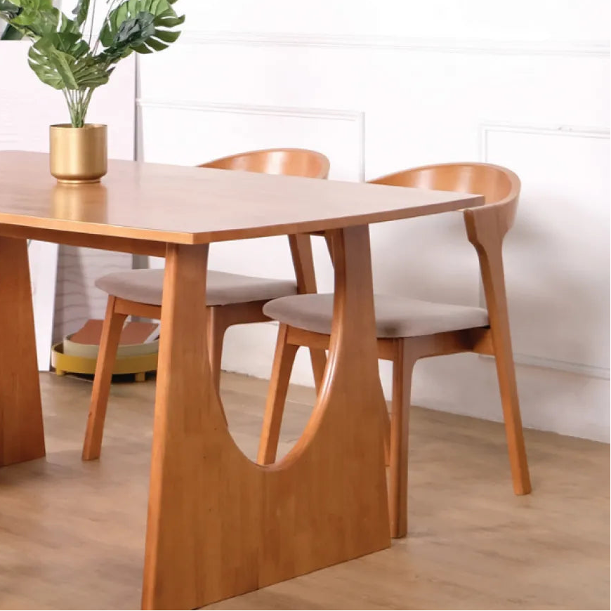 Yuna Dining Chair