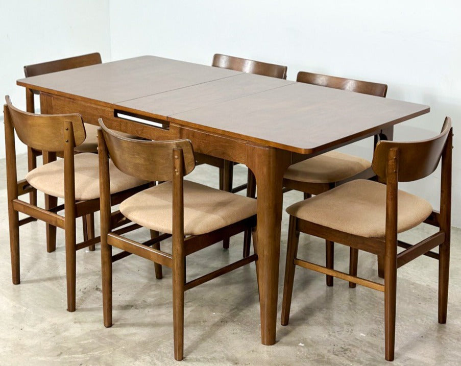 Pecan Extension 1.3m - 1.6m Dining Table with Mocha Chairs