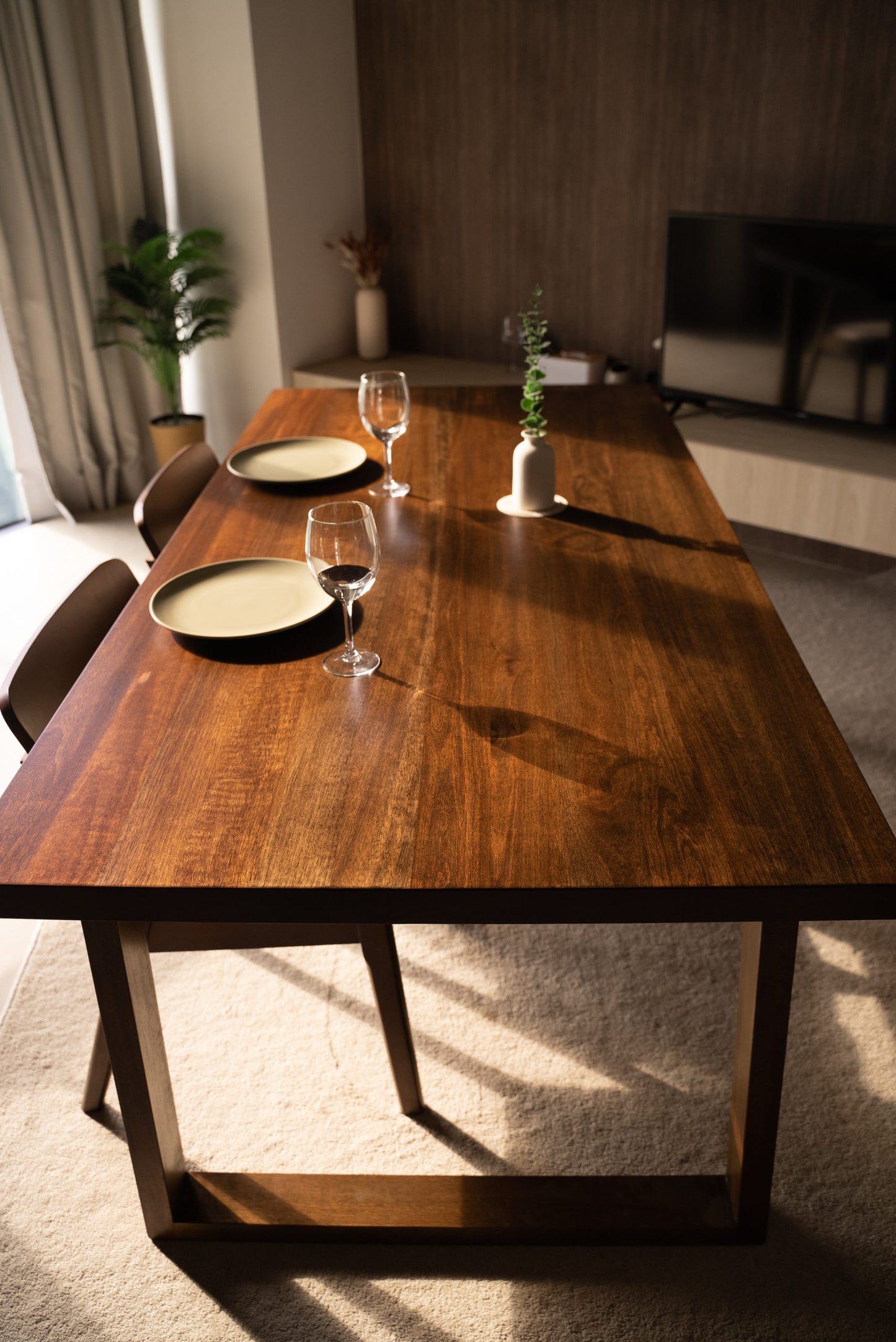 Andika Nyatoh Dining Table