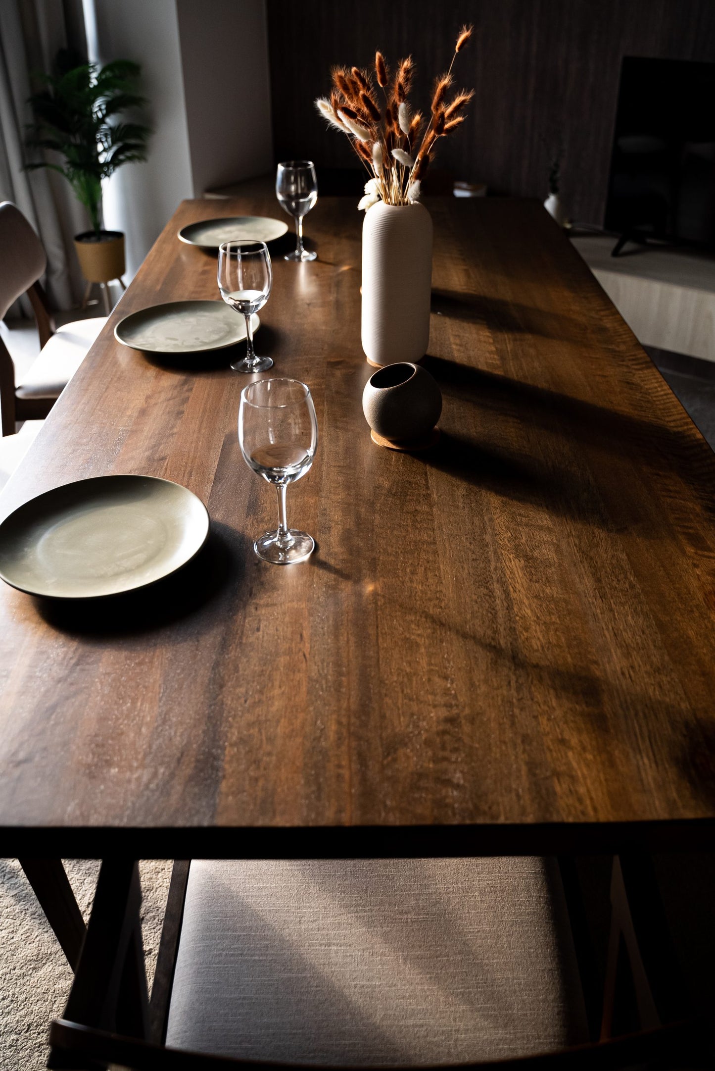 Andika Nyatoh Dining Table